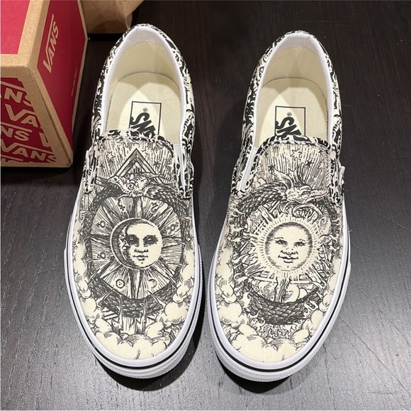 Vans Shoes - NWT Vans Classic Slip-On Ouroboros